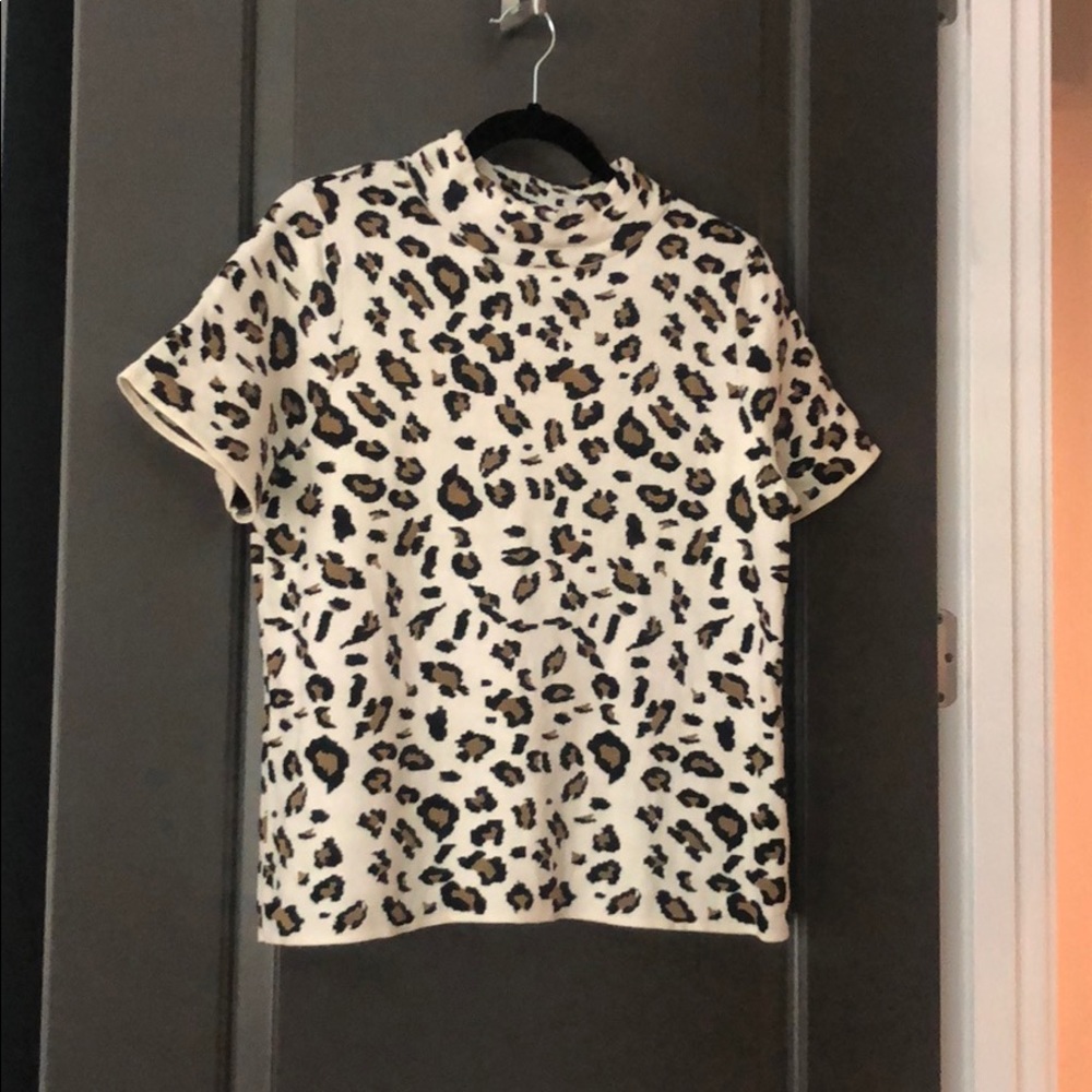 Anthropologie short sleeve sweater leopard print